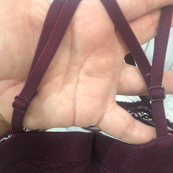 Victoria’s Secret Lift Padded Lace Bralette M - Picture 7 of 9